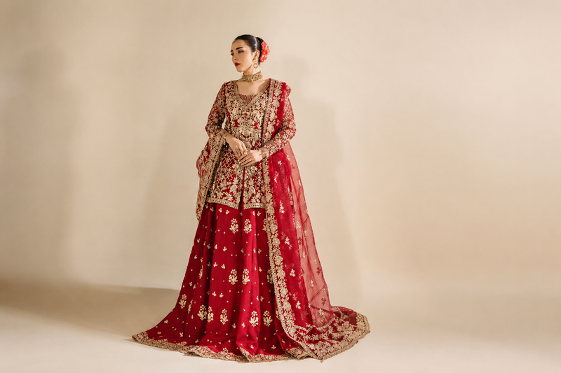 Online Fashion Shopping in UAE – How to Choose the Best Designer Outfits in 2026