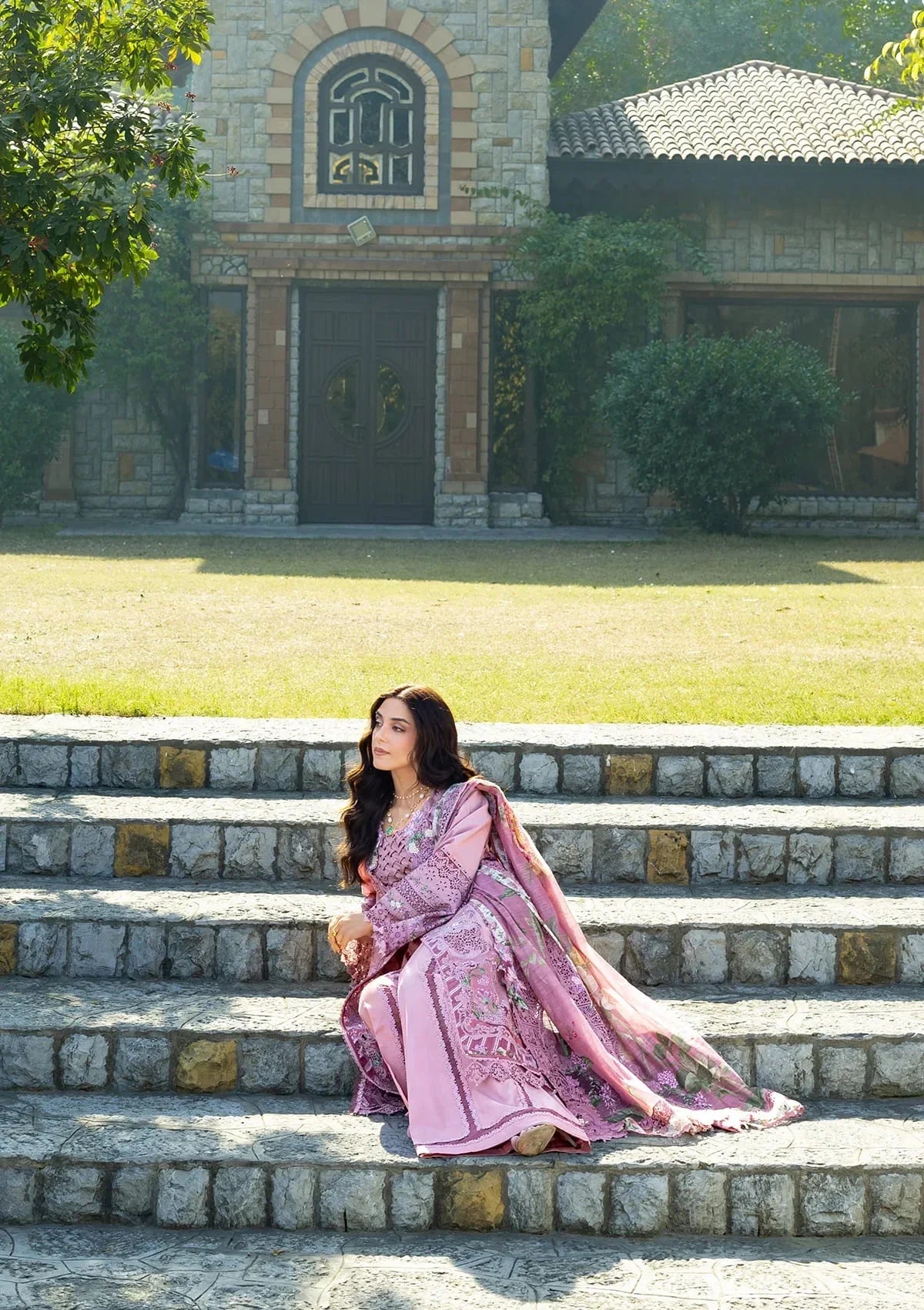 Elaf Premium Embroidered Luxury Lawn 3Pc Suit ELY-09 ROSEE