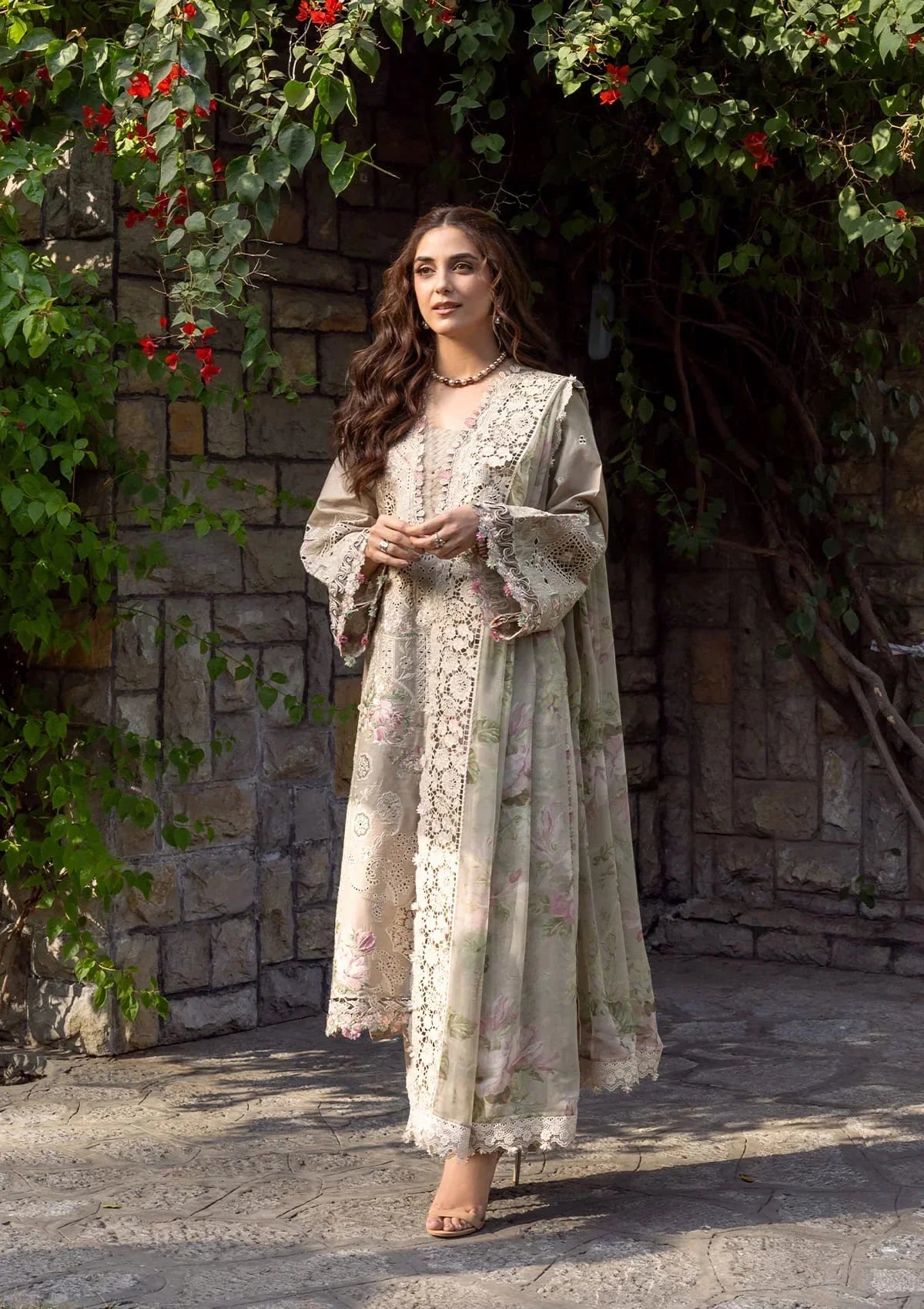 Elaf Premium Embroidered Luxury Lawn 3Pc Suit ELY-02A CAMELLIA