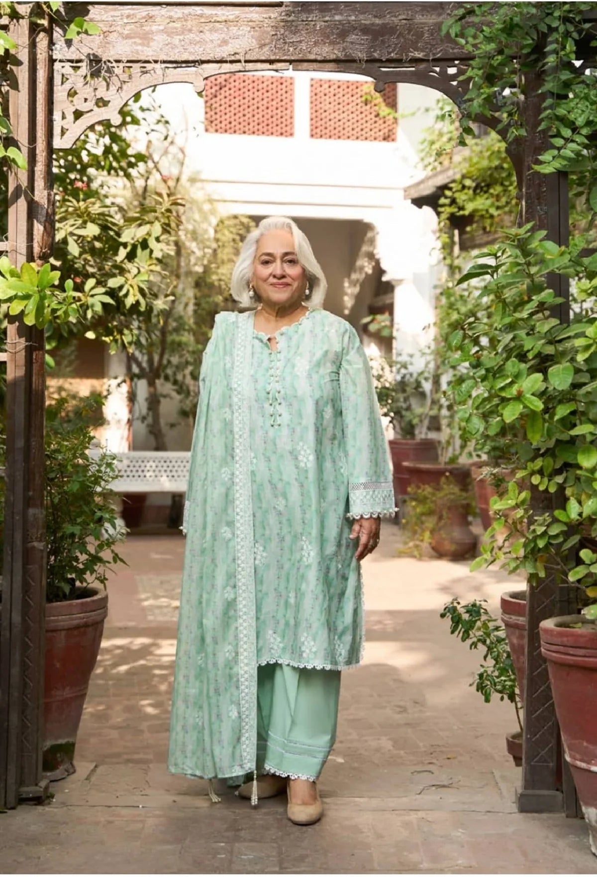 Gul Ahmed Mother’s Collection Summer 2026 DN 62016