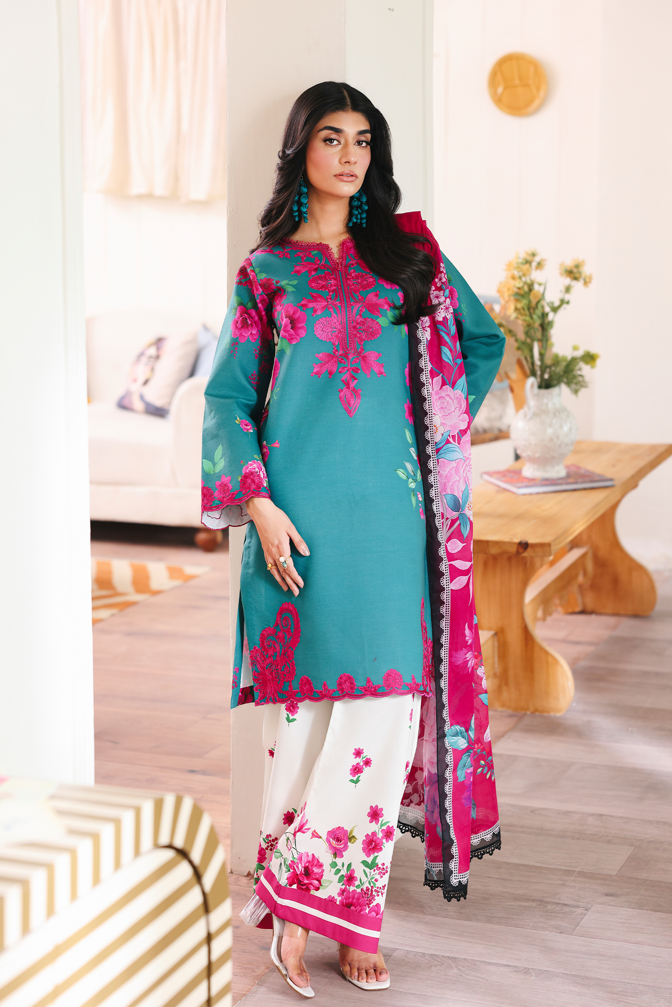 Nissa Floral Symphony 01